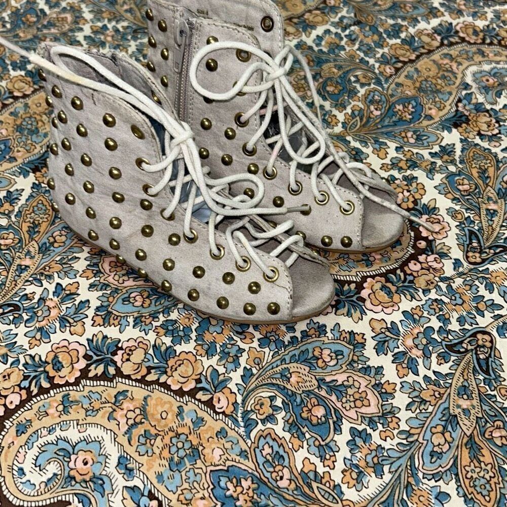 Joyfolie stud gladiator booties toddler sz 8